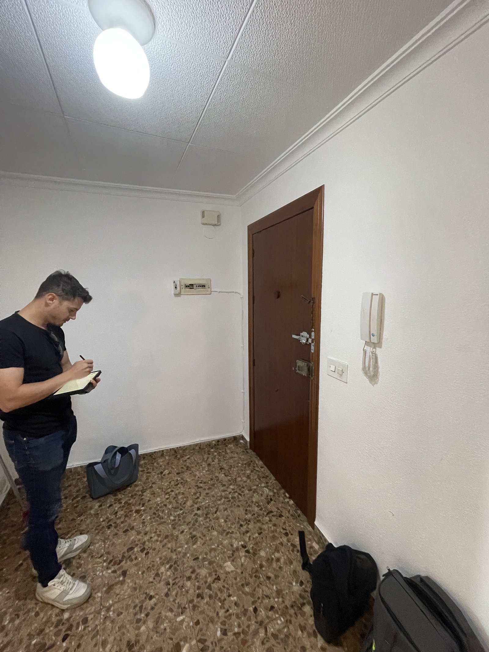 Toma de datos durante la primera visita a la vivienda
